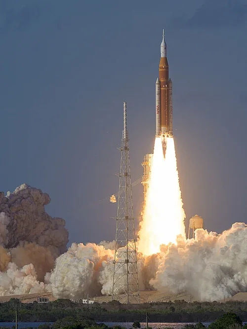 SLS та Orion